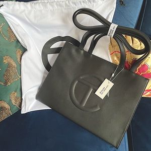 NEW W/ TAGS MEDIUM BLACK TELFAR SHOPPING BAG